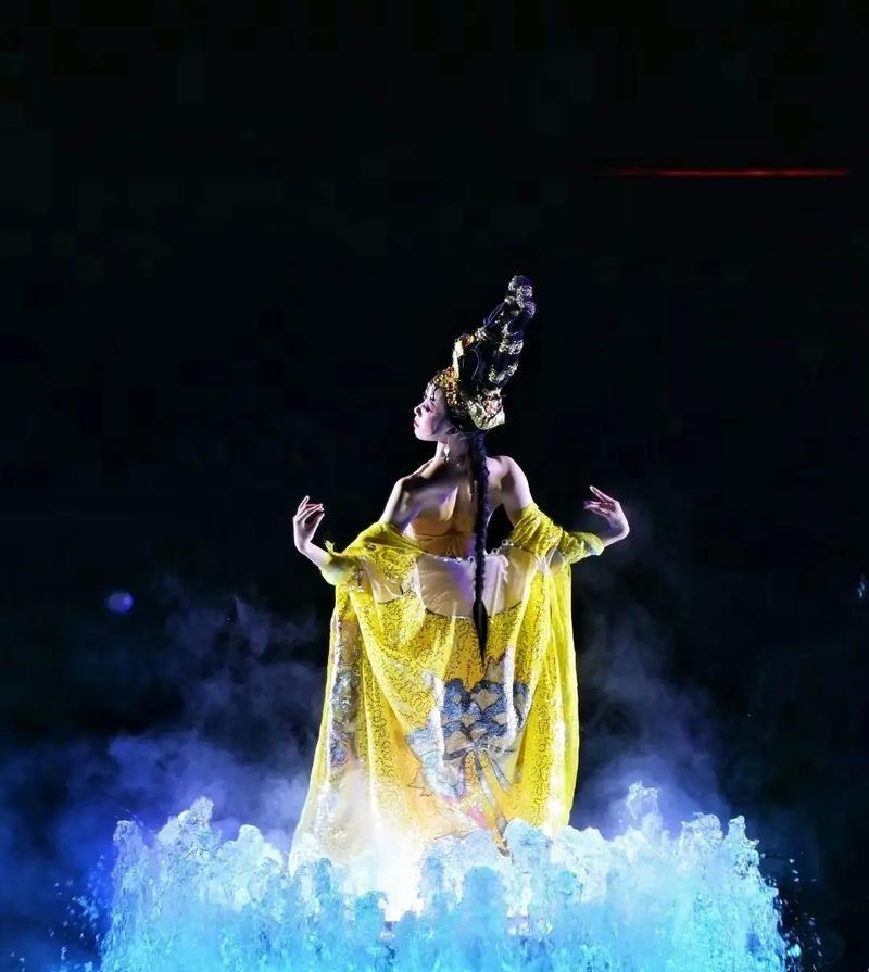 四瓣花钿代表什么含义？它的象征意义有哪些？