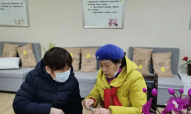 老人做丝网花的意义是什么？它象征着什么？