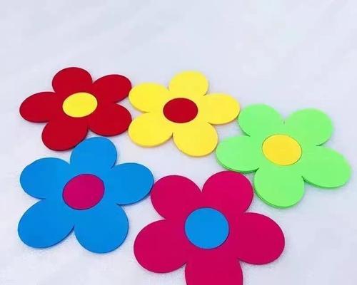 红色太阳花在儿童道具中代表什么？