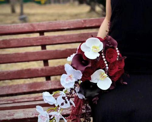 手捧花水滴流苏寓意何在？如何搭配手捧花水滴流苏？