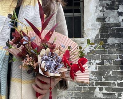 永生手捧花寓意着什么？永生手捧花的象征意义是什么？