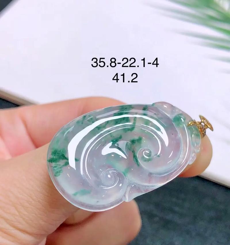 翡翠飘花竹节的寓意是什么？翡翠飘花竹节在花语中的象征意义是什么？