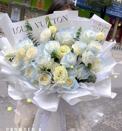 9朵白玫瑰的含义与象征（以纯洁）